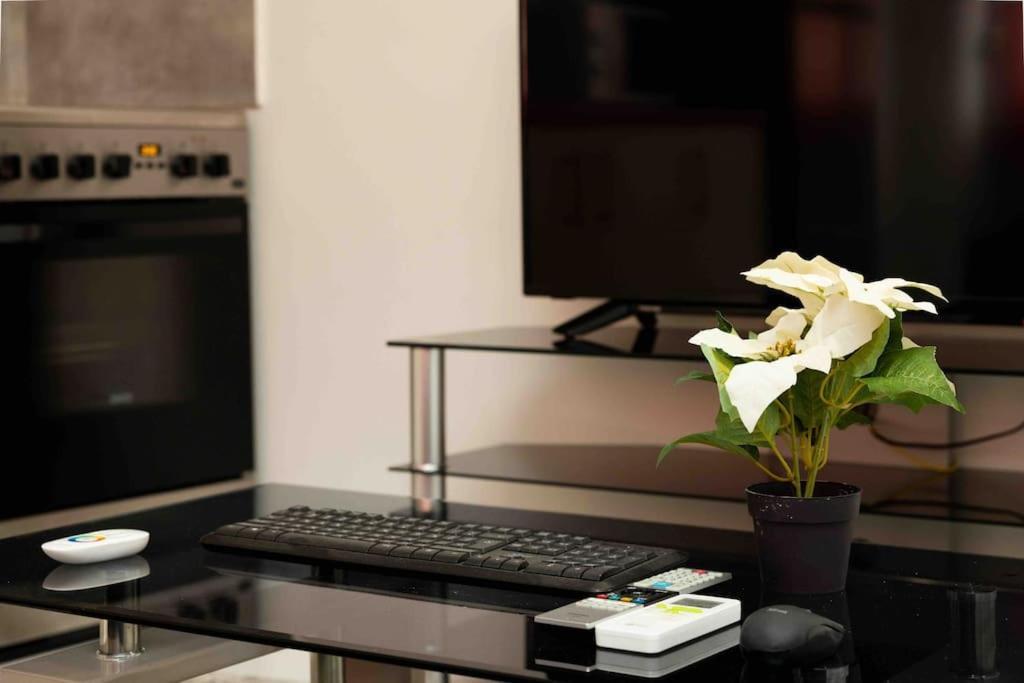 Luxury Studio In Downtown Tesalónica Exterior foto
